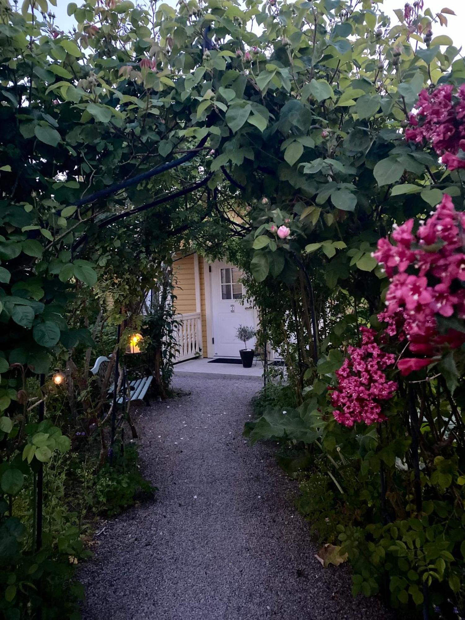 Villa Sol B&B And Hostel Borgholm Dış mekan fotoğraf